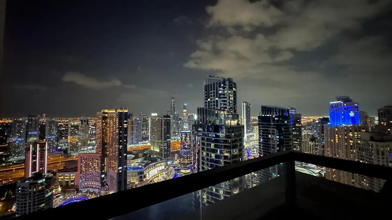 Neyar Beach Vibes - The Penthouse Hostel Dubai 0*,