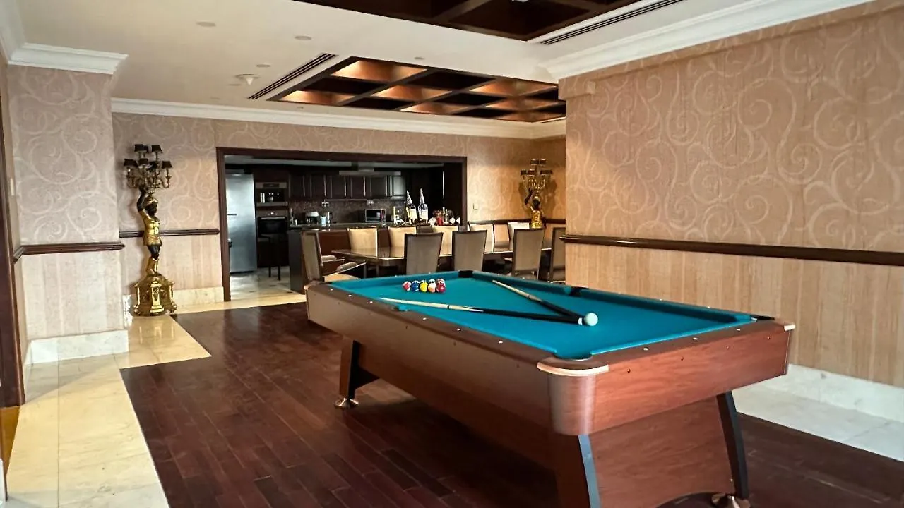 Neyar Beach Vibes - The Penthouse Hostel Dubai