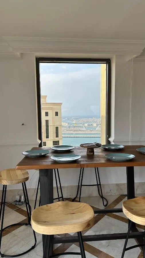 Neyar Beach Vibes - The Penthouse Hostel Dubai