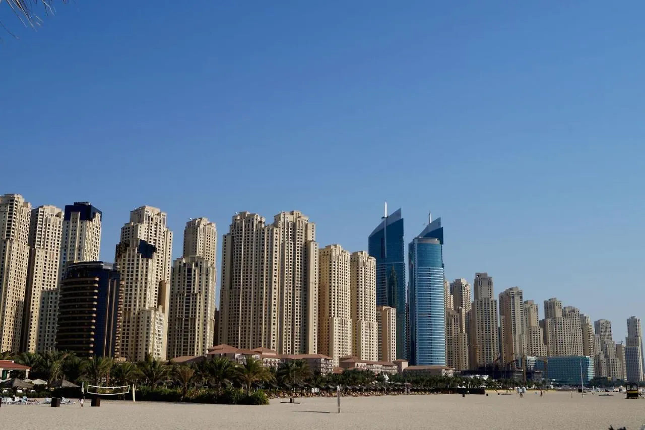 Neyar Beach Vibes - The Penthouse Hostel Dubai