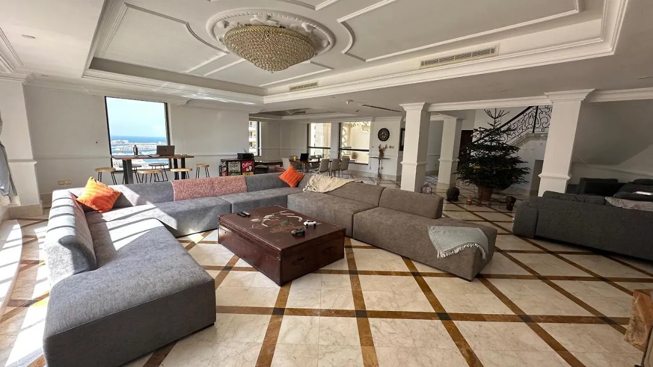 Neyar Beach Vibes - The Penthouse Hostel Dubai