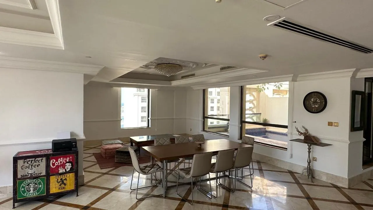 Neyar Beach Vibes - The Penthouse Hostel Dubai