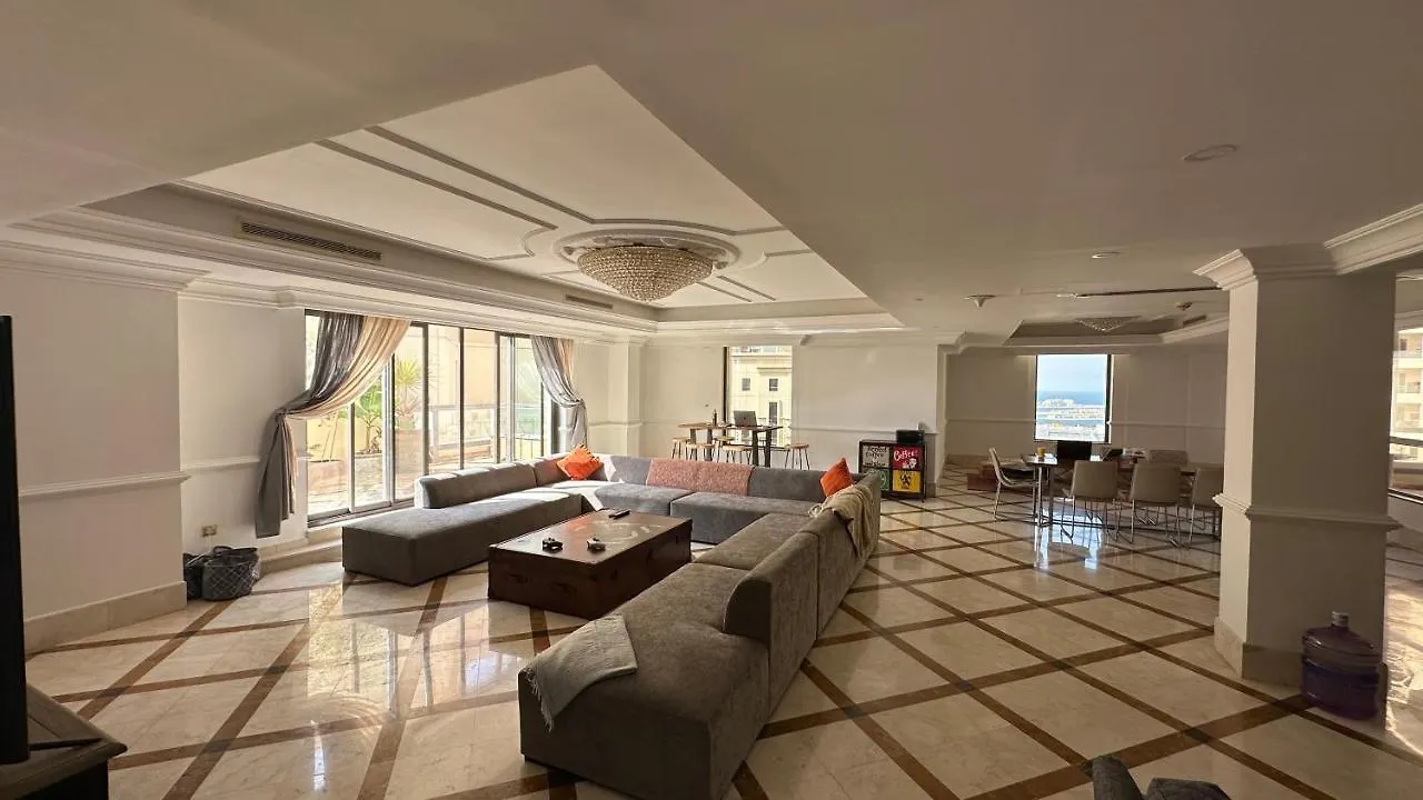 Neyar Beach Vibes - The Penthouse Hostel Dubai