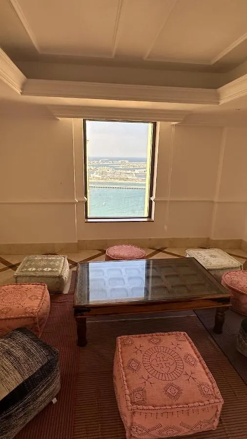 Neyar Beach Vibes - The Penthouse Hostel Dubai