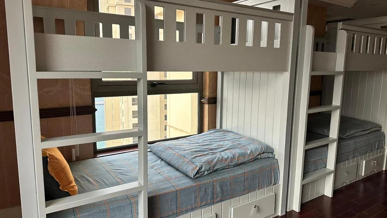 Neyar Beach Vibes - The Penthouse Hostel Dubai
