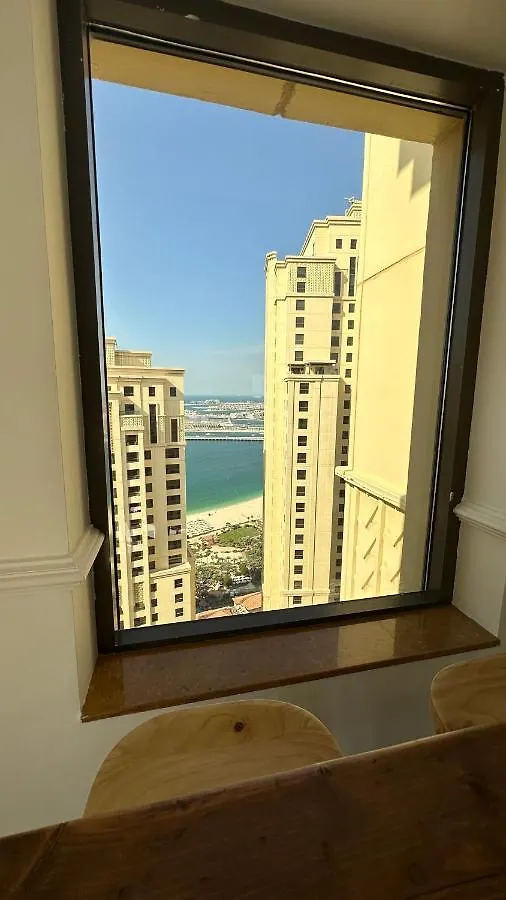 Neyar Beach Vibes - The Penthouse Hostel Dubai 0*,
